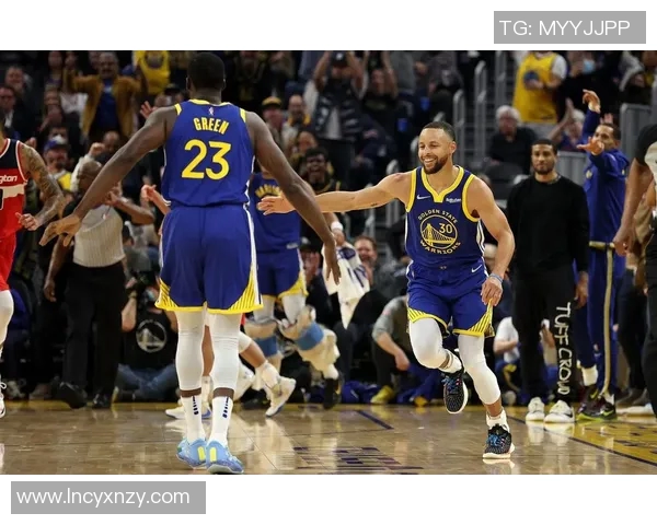 德雷蒙德格林在NBA赛场上的领导力与影响力分析