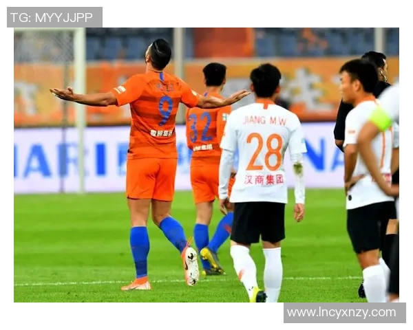 武汉卓尔迎战鲁能泰山激战在即球迷期待精彩对决与胜负悬念